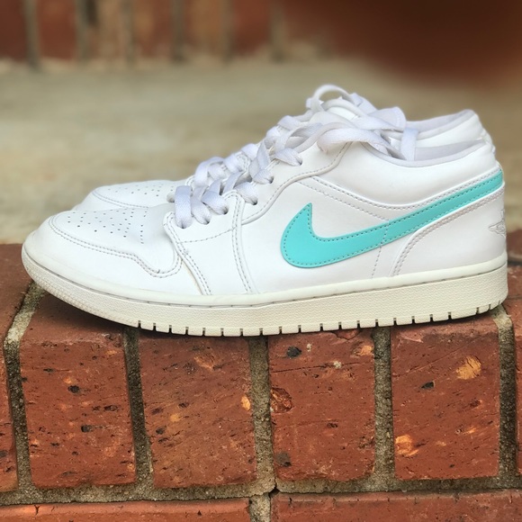 nike air jordan 1 low multicolor swoosh